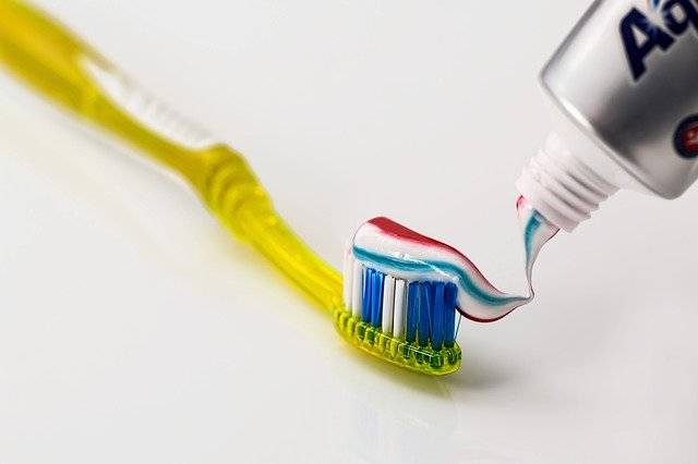阳性用过的牙刷用扔了吗？阳性用过的生活用品怎么消毒？